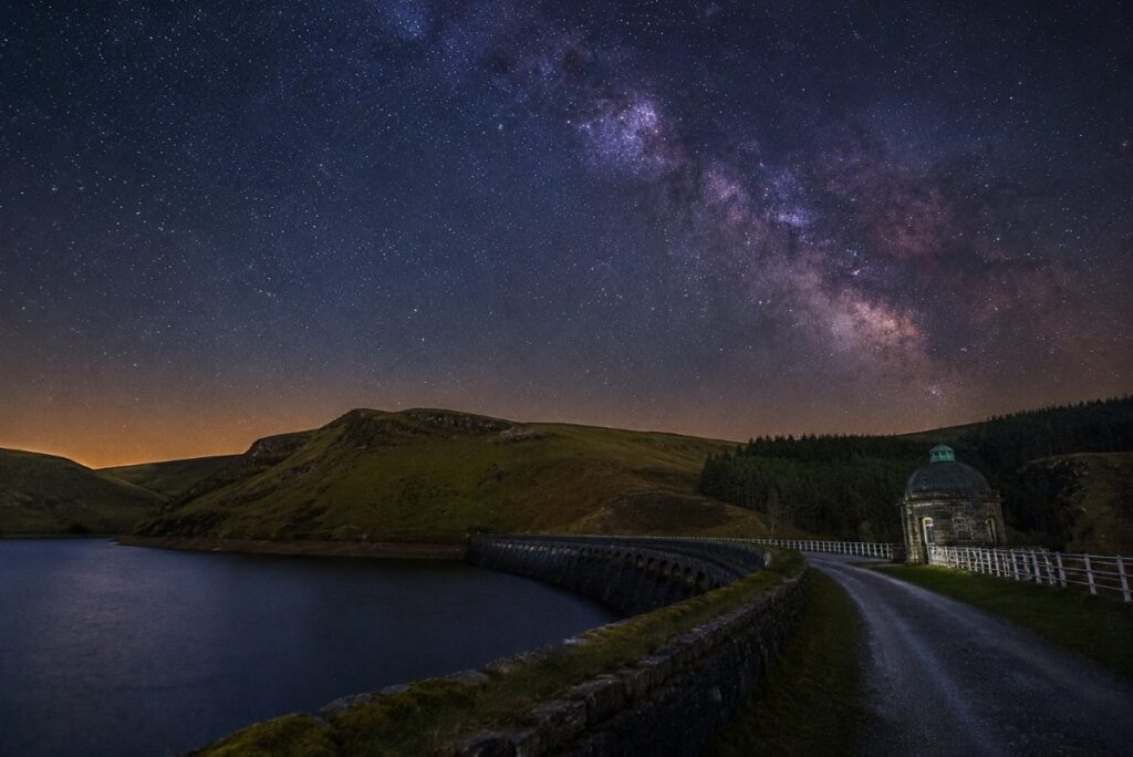 elan valley dark skies holiday accommodation